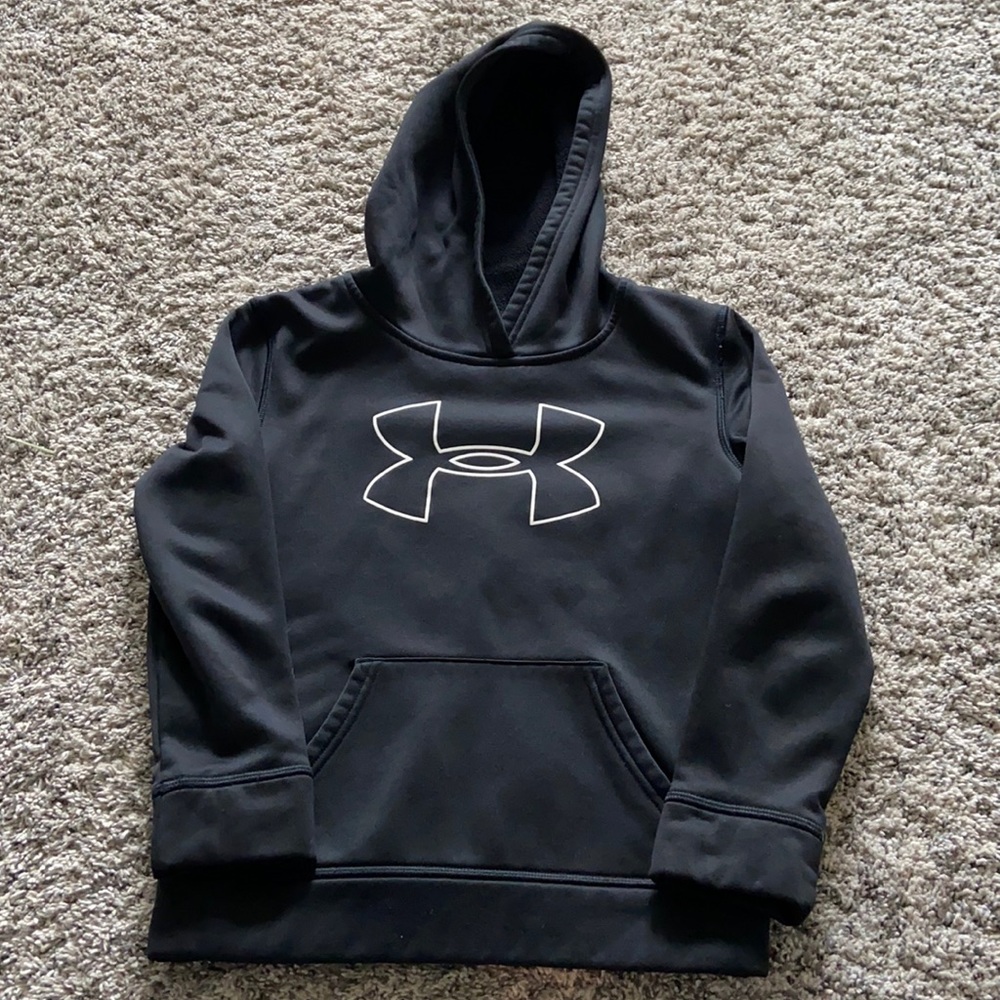 Boys UA hoodie size 7